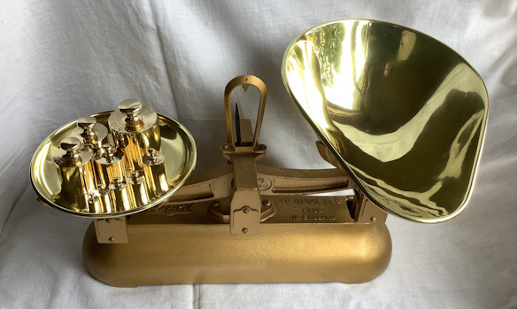 Vintage Cast Iron and brass Avery scales with brass weights